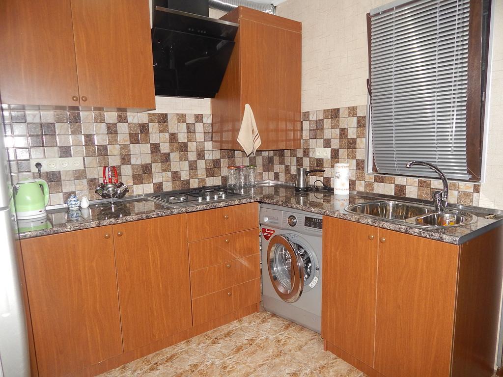 Family Holiday Apartment Тбілісі Екстер'єр фото